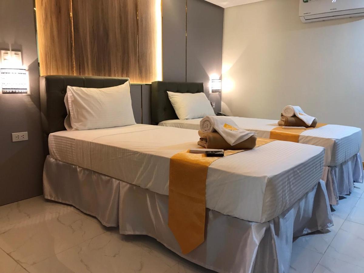 Ngn Gran Hotel Tuguegarao City Exterior photo